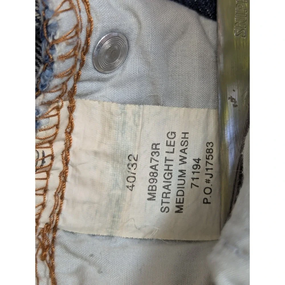 Calvin Klein Jeans Men's Blue 40x32 Straight Leg Cotton Denim small bleach spot